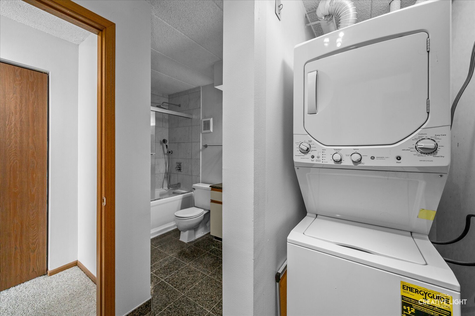 75 Kristin Circle #310, Schaumburg, IL 60195