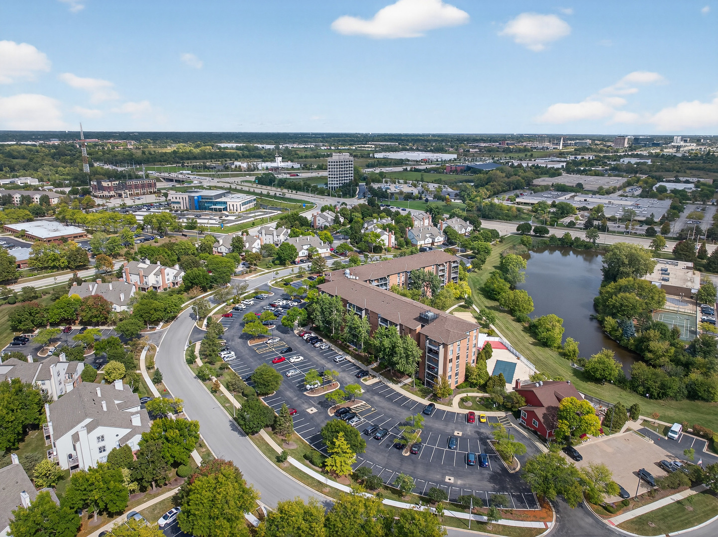 75 Kristin Circle #310, Schaumburg, IL 60195