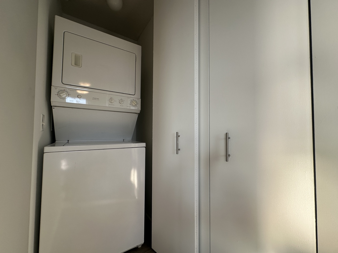 180 N Jefferson Street #2207, Chicago, IL 60661