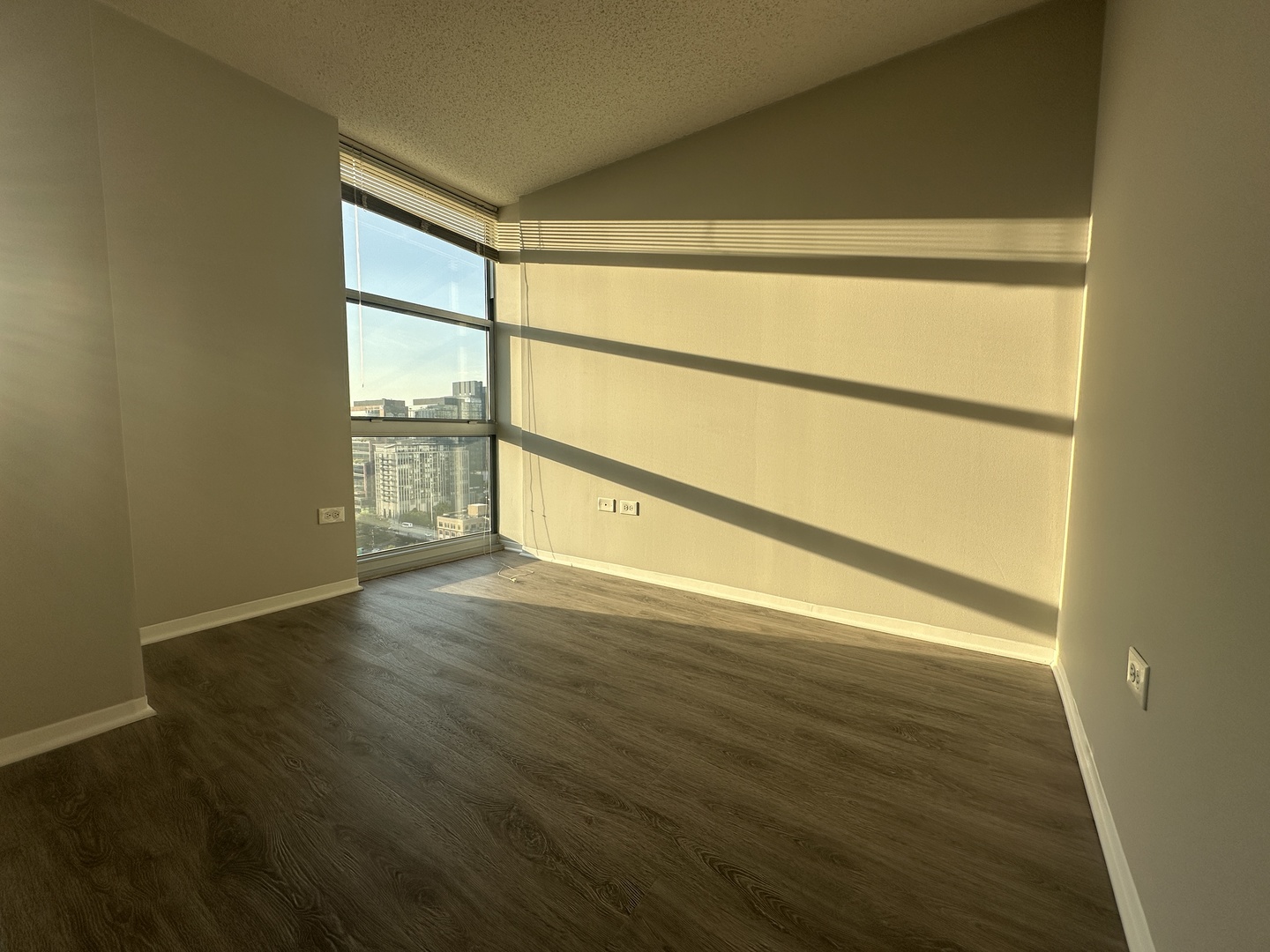 180 N Jefferson Street #2207, Chicago, IL 60661