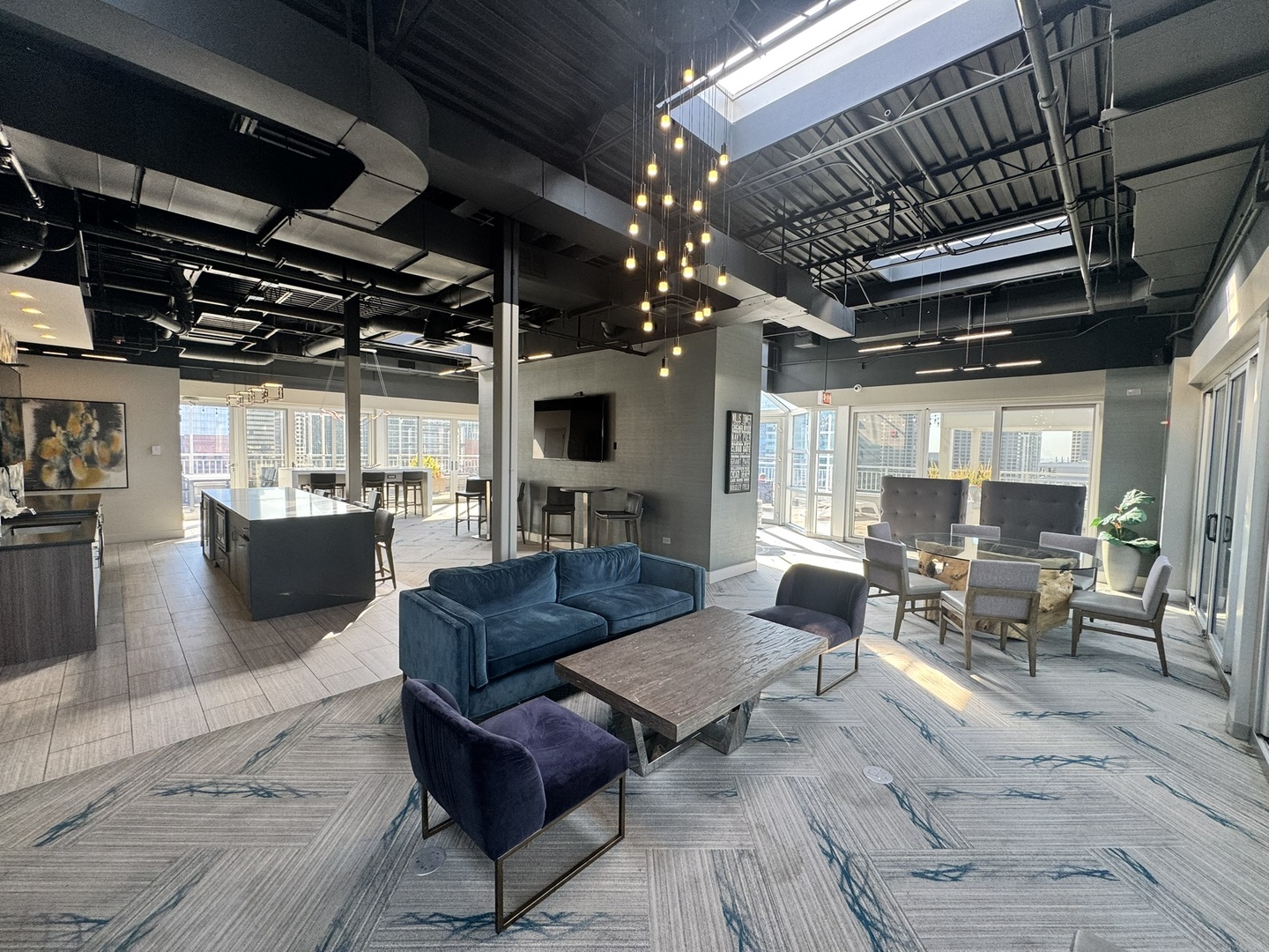 180 N Jefferson Street #2207, Chicago, IL 60661