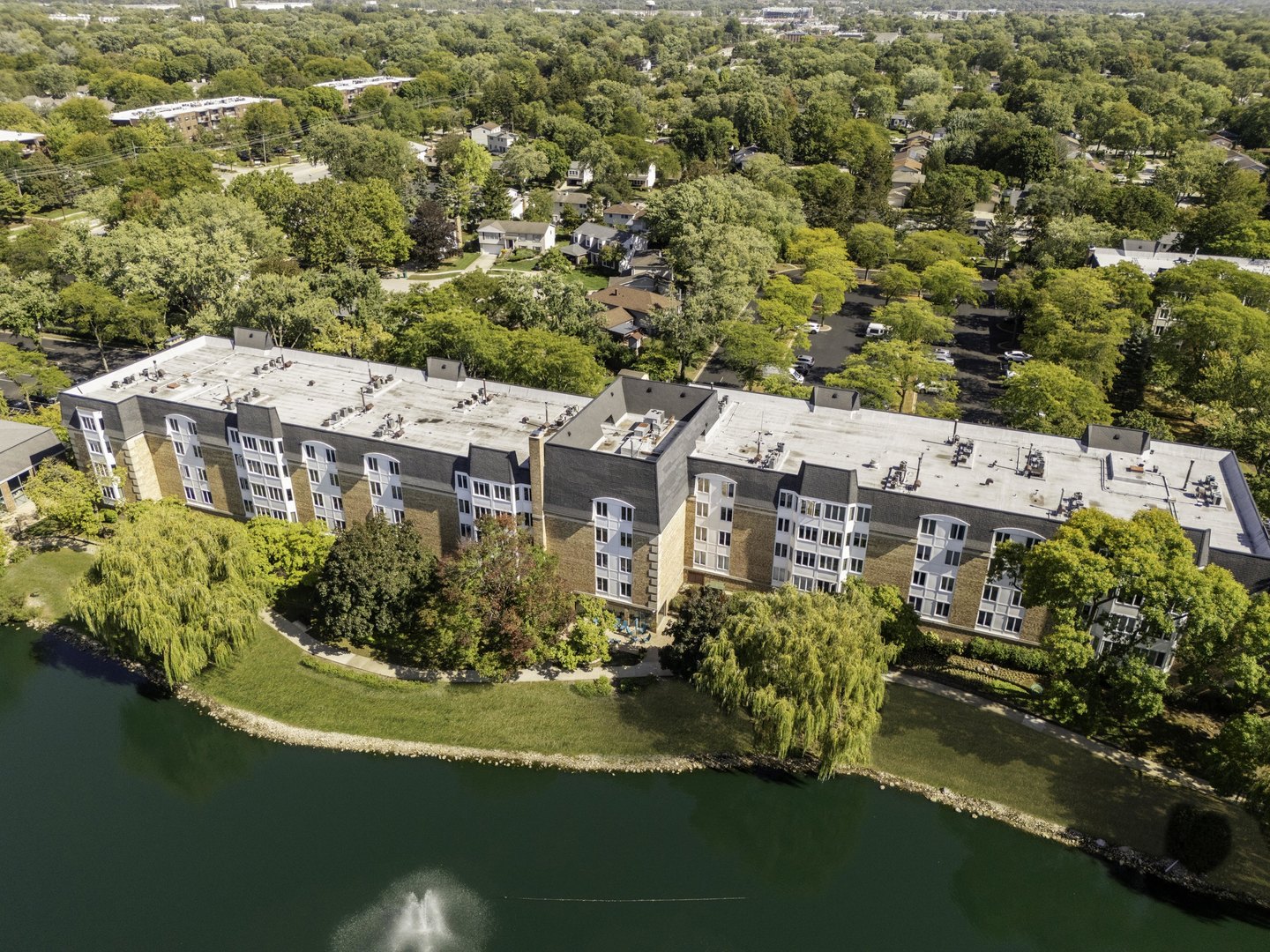 150 Lake Boulevard #154, Buffalo Grove, IL 60089