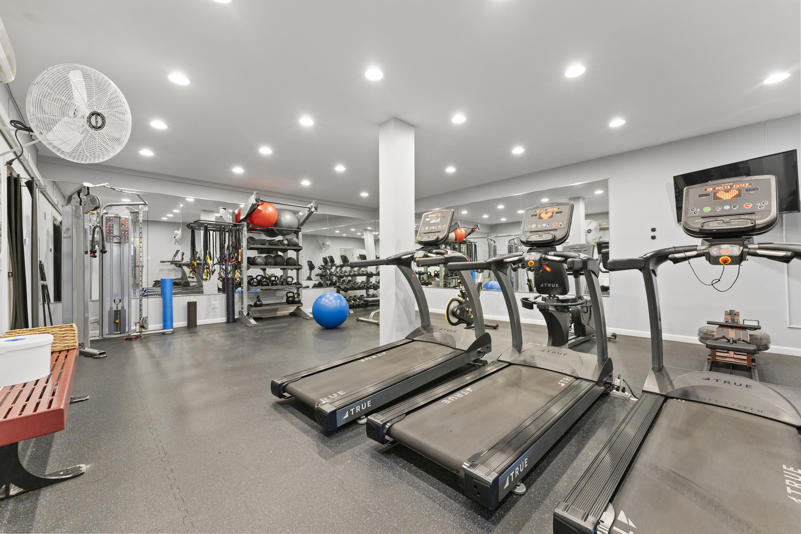 150 Lake Boulevard #154, Buffalo Grove, IL 60089