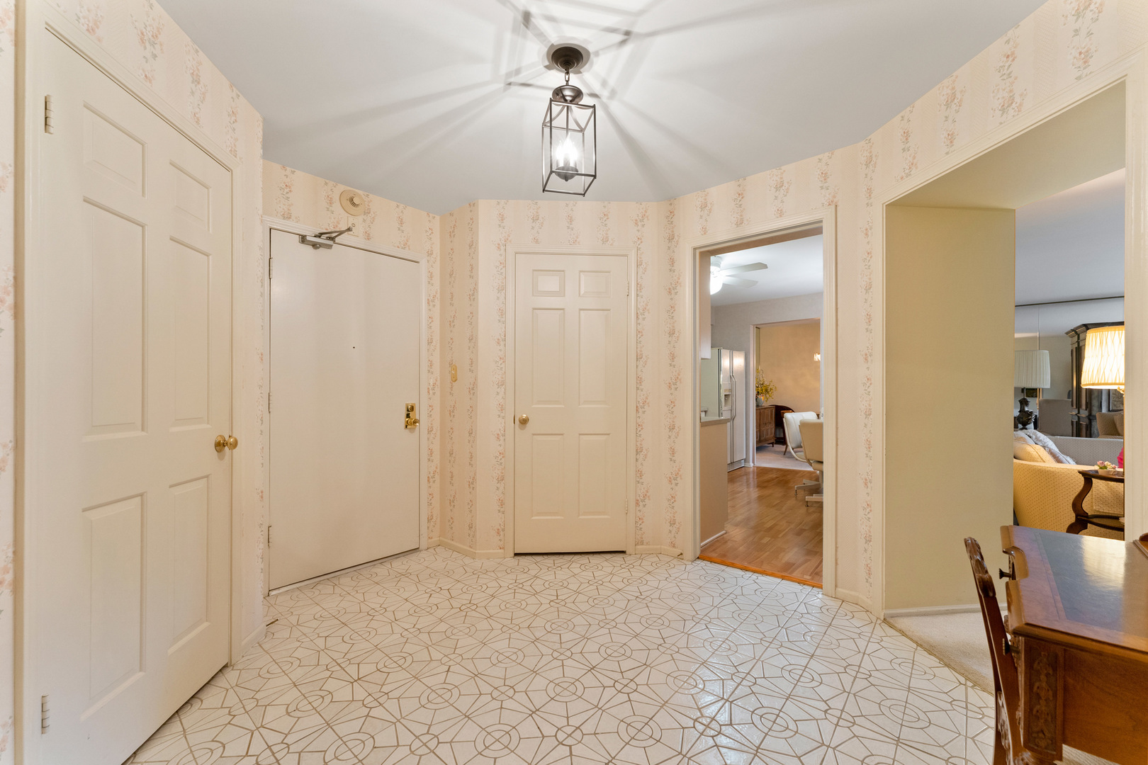 150 Lake Boulevard #154, Buffalo Grove, IL 60089