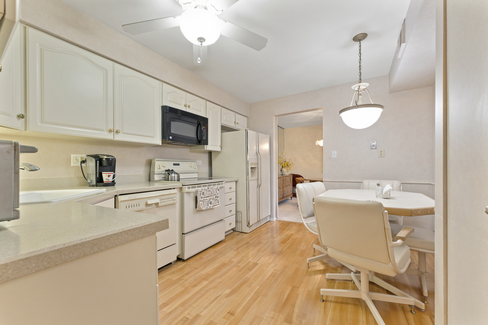 150 Lake Boulevard #154, Buffalo Grove, IL 60089