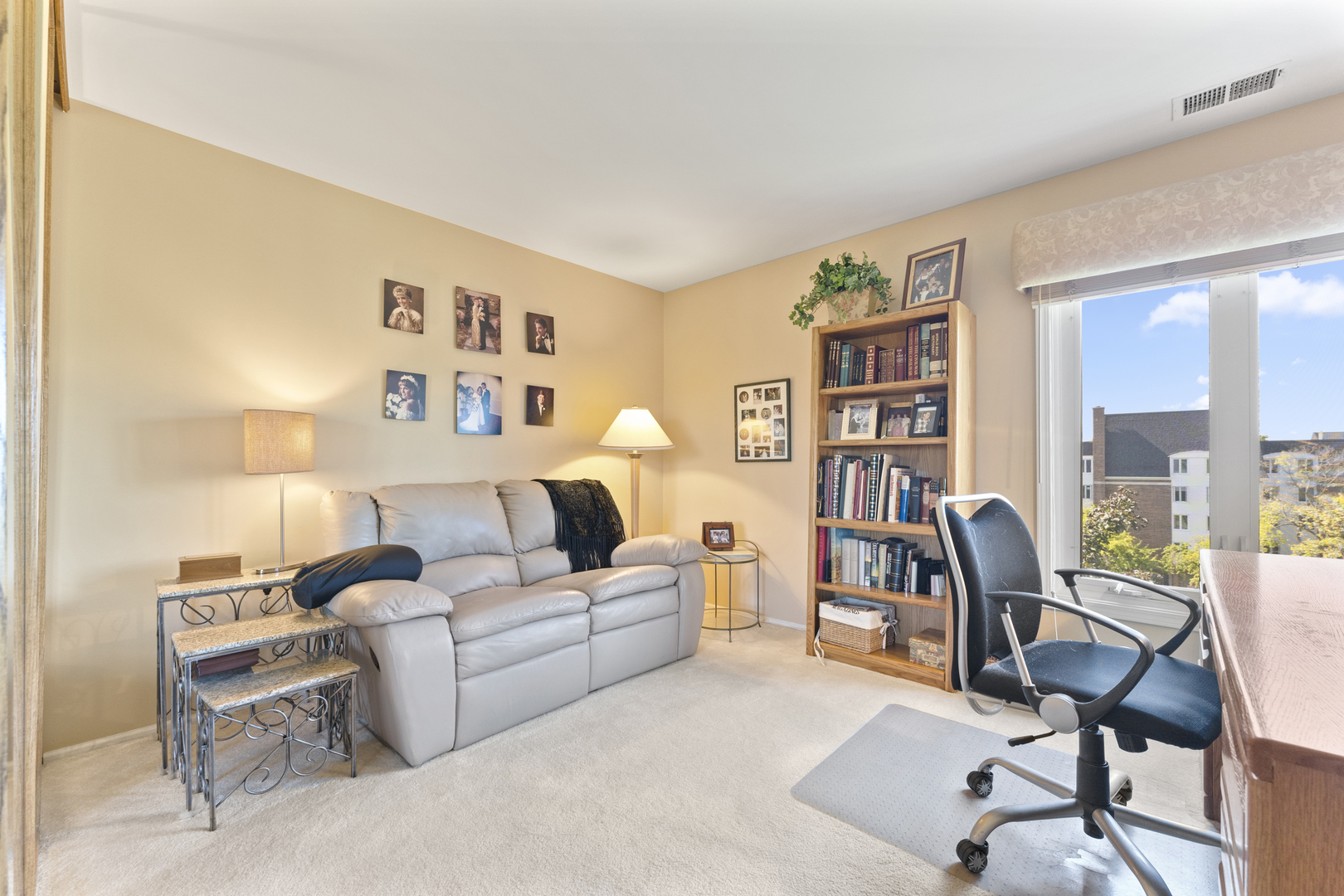 150 Lake Boulevard #154, Buffalo Grove, IL 60089