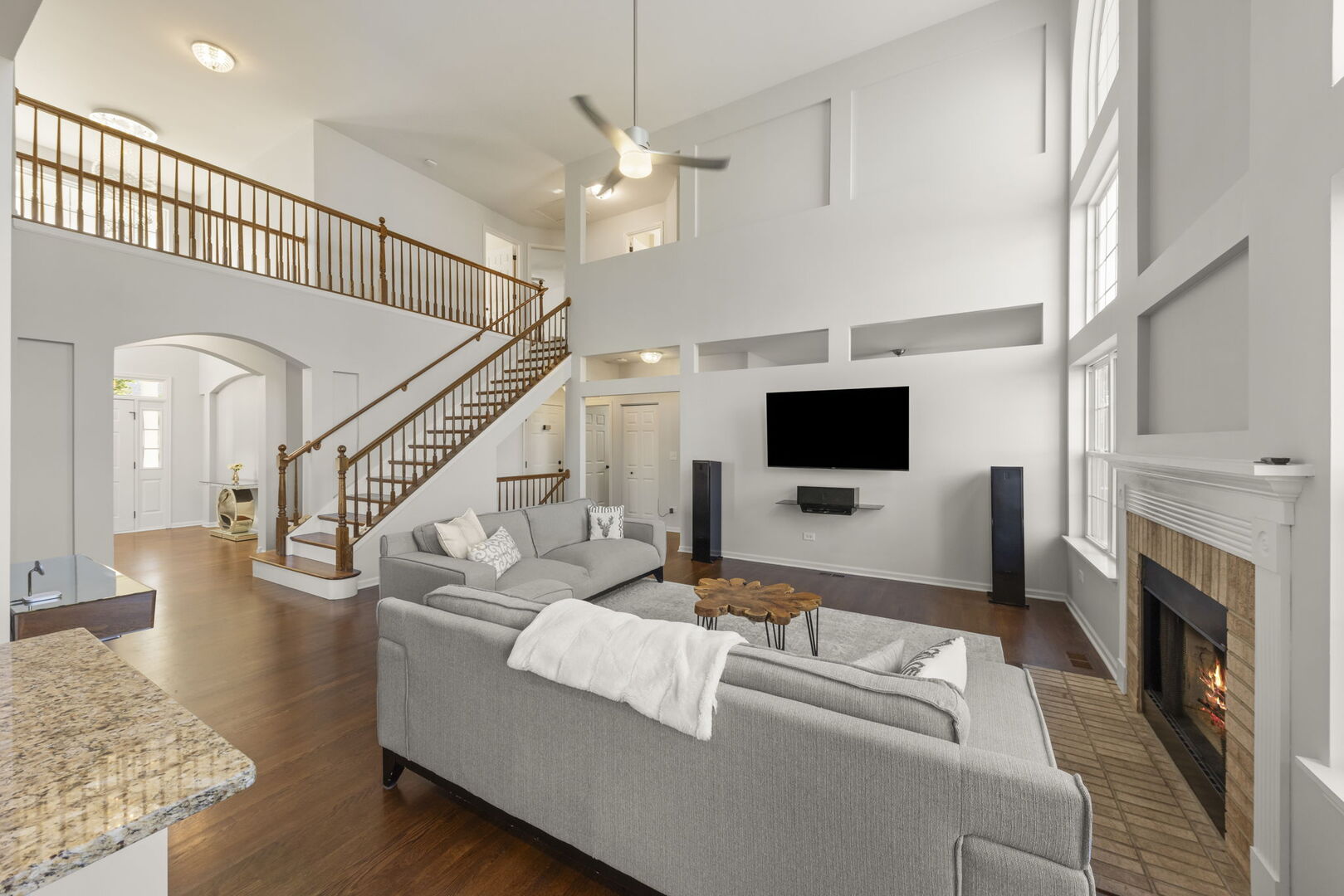 2049 Mark Circle, Bolingbrook, IL 60490