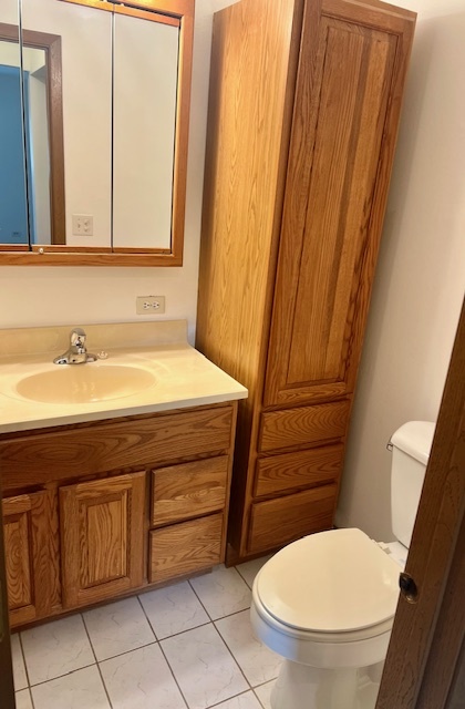 174 Paramount Drive #174, Wood Dale, IL 60191