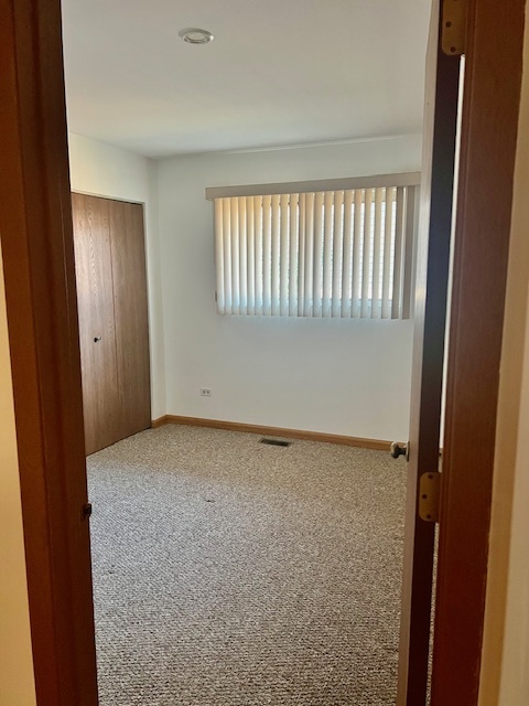 174 Paramount Drive #174, Wood Dale, IL 60191