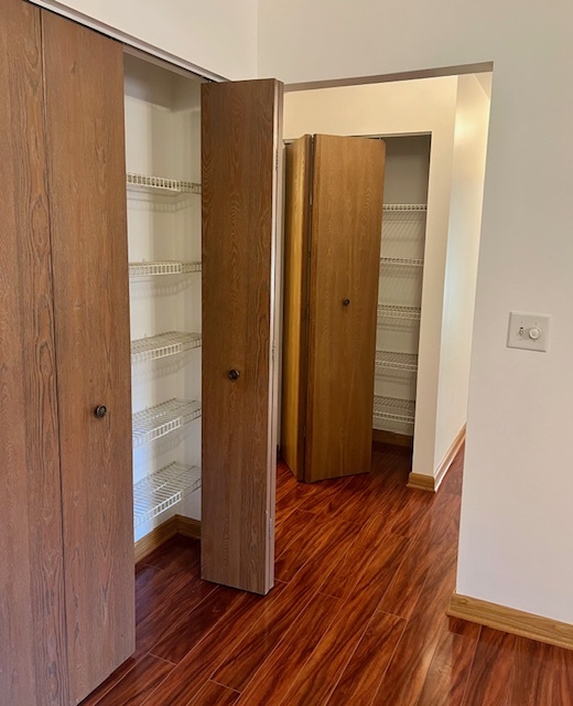 174 Paramount Drive #174, Wood Dale, IL 60191