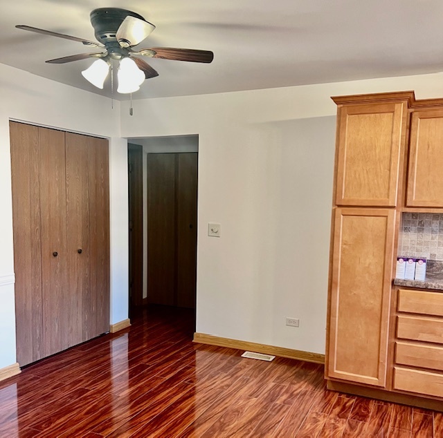 174 Paramount Drive #174, Wood Dale, IL 60191