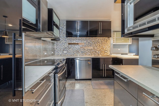 470 Fawell Boulevard #510, Glen Ellyn, IL 60137