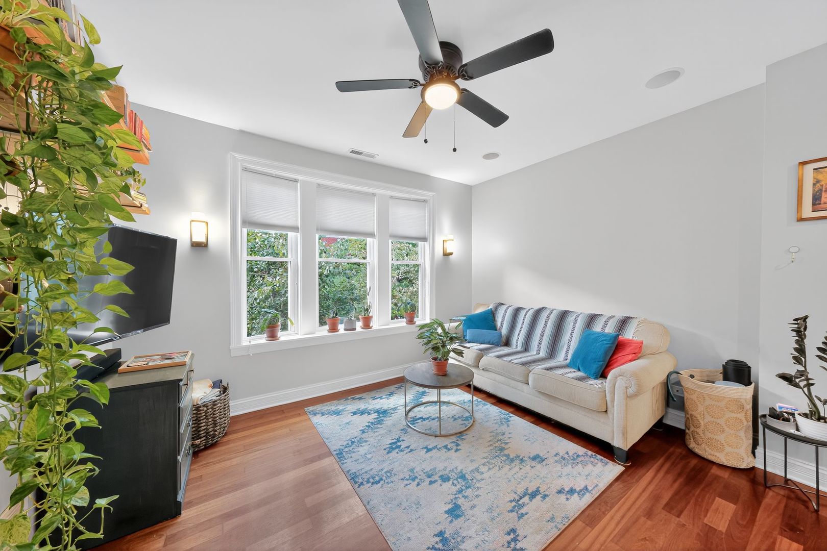 2578 W Lyndale Street #2, Chicago, IL 60647