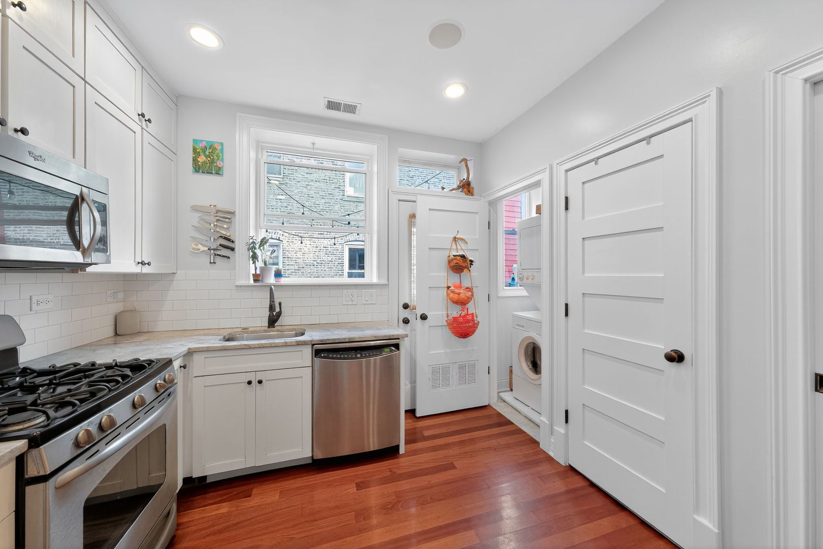 2578 W Lyndale Street #2, Chicago, IL 60647