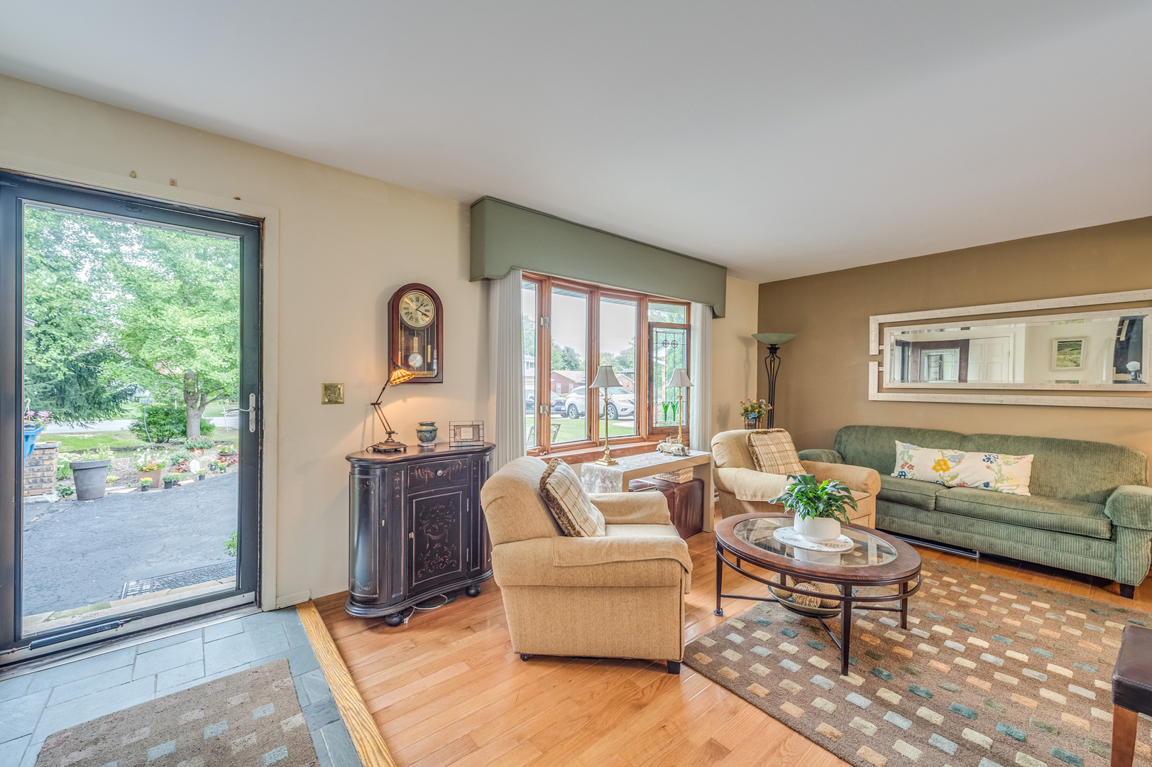 21W211 North Lane, Itasca, IL 60143