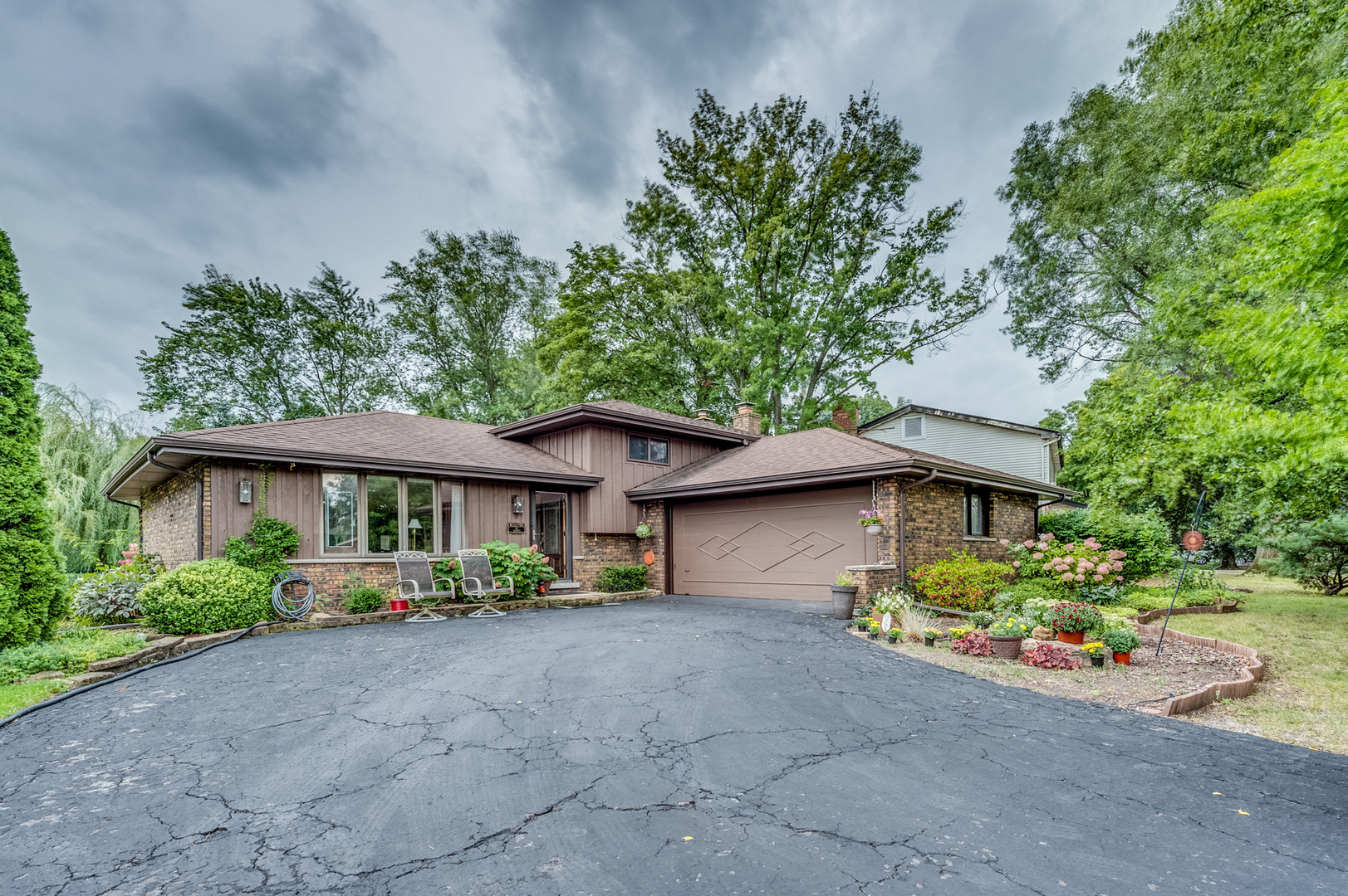 21W211 North Lane, Itasca, IL 60143