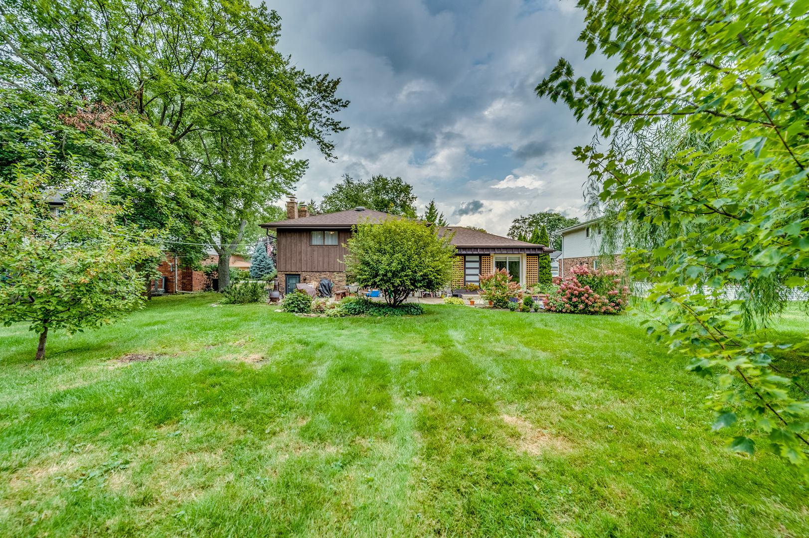 21W211 North Lane, Itasca, IL 60143