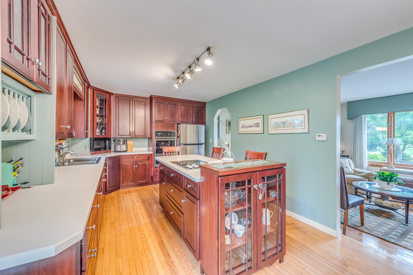 21W211 North Lane, Itasca, IL 60143