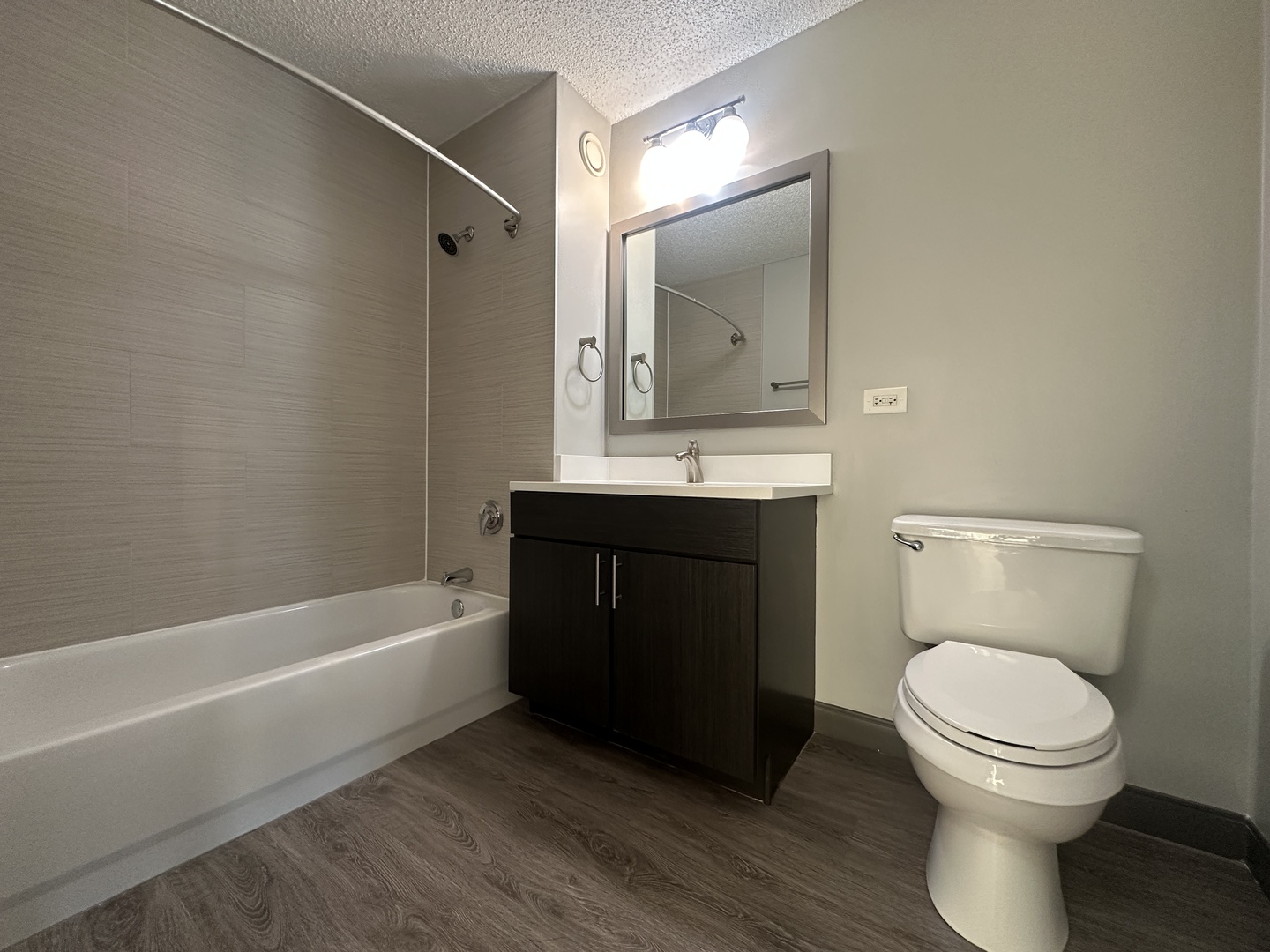 180 N Jefferson Street #508, Chicago, IL 60661