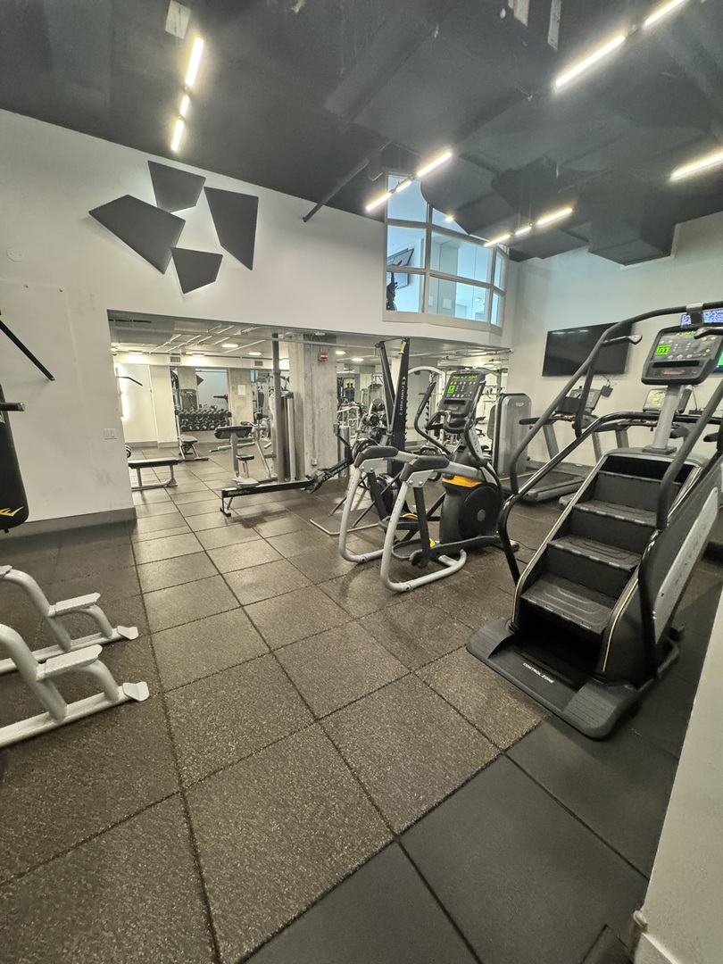 180 N Jefferson Street #508, Chicago, IL 60661
