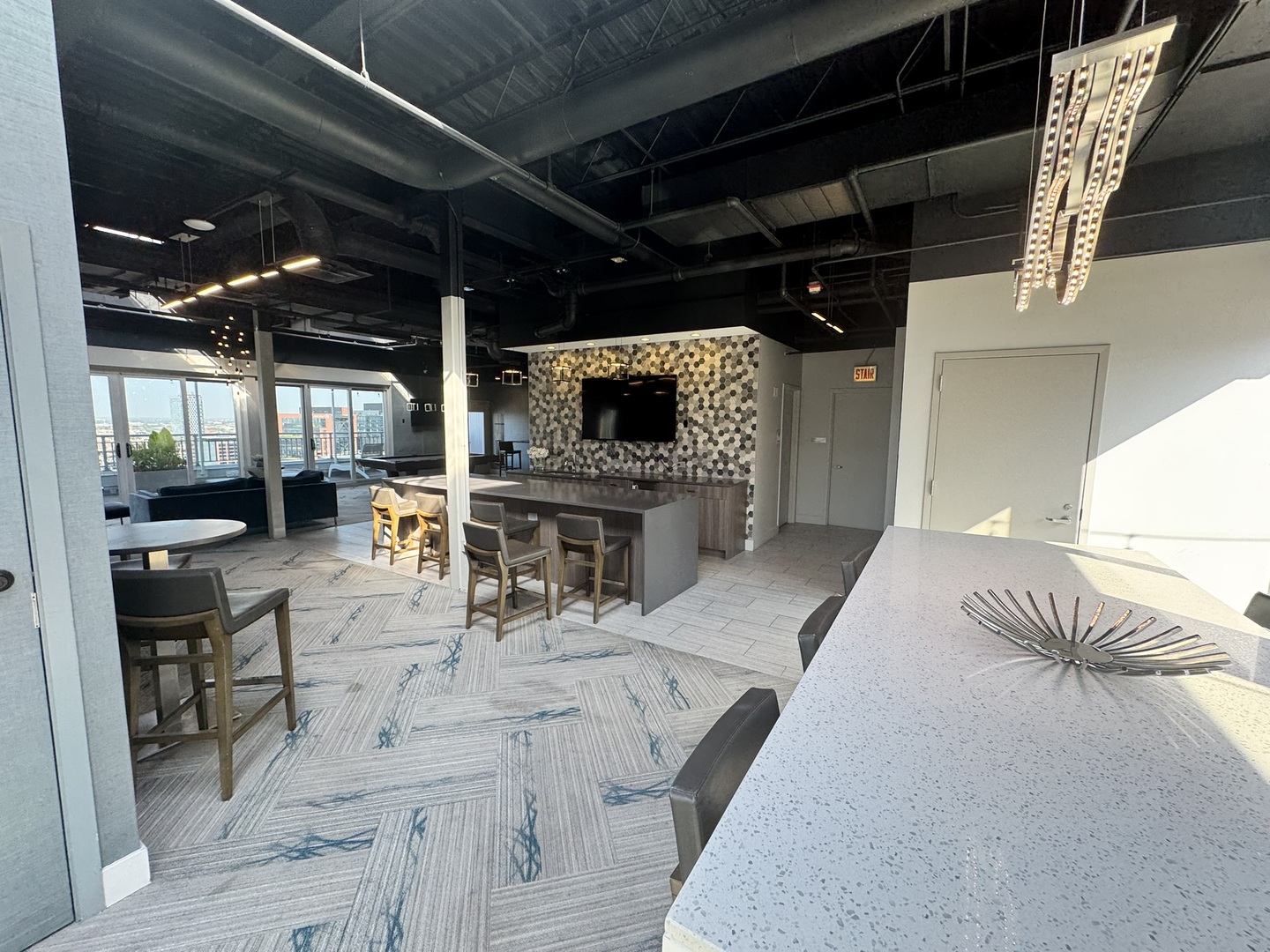 180 N Jefferson Street #508, Chicago, IL 60661