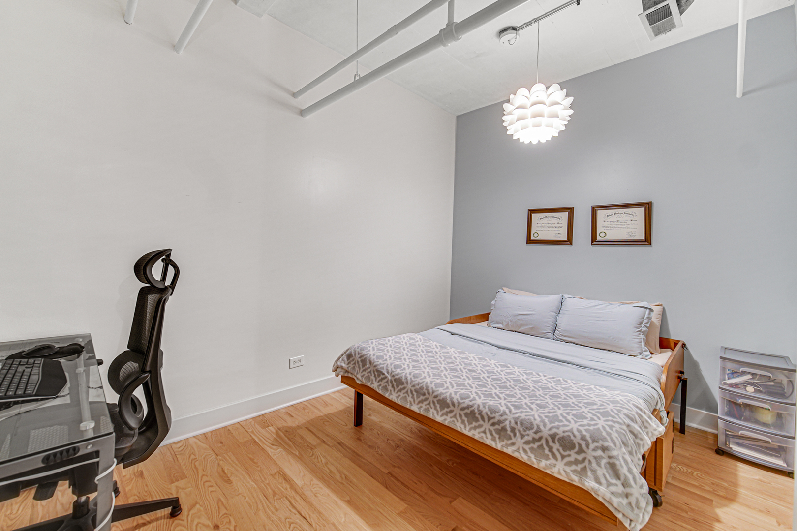 165 N Canal Street #514, Chicago, IL 60606