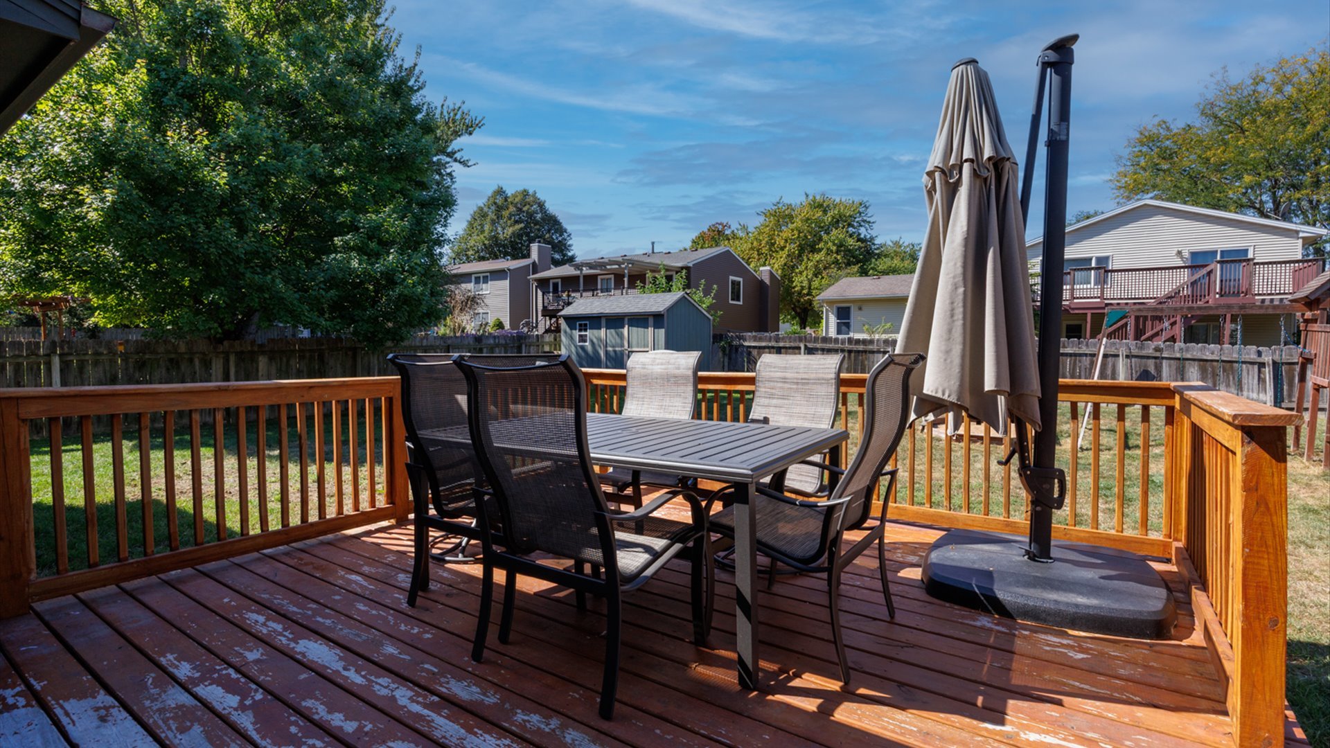 2007 Fallen Oak Road, Bloomington, IL 61704