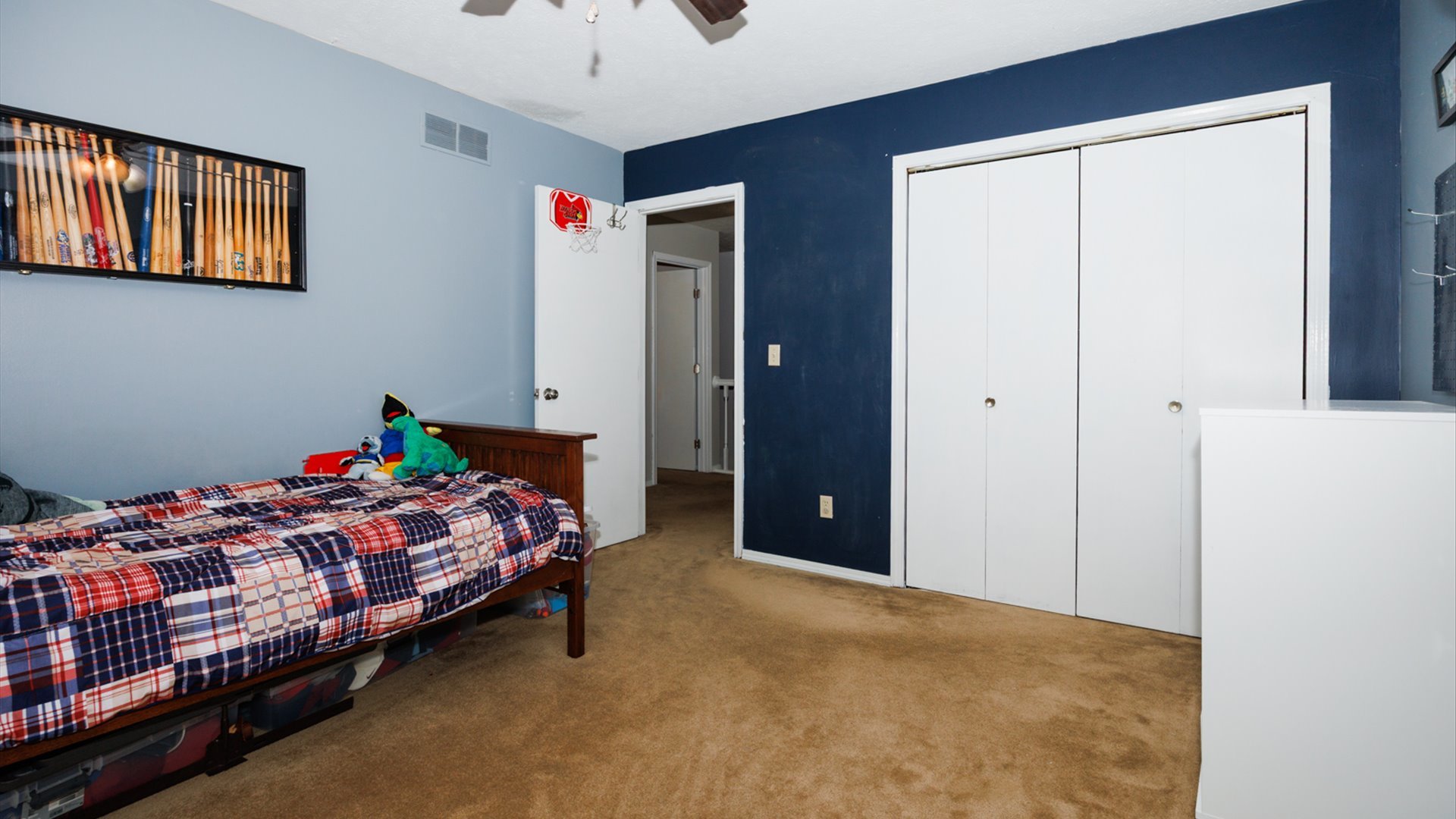 2007 Fallen Oak Road, Bloomington, IL 61704