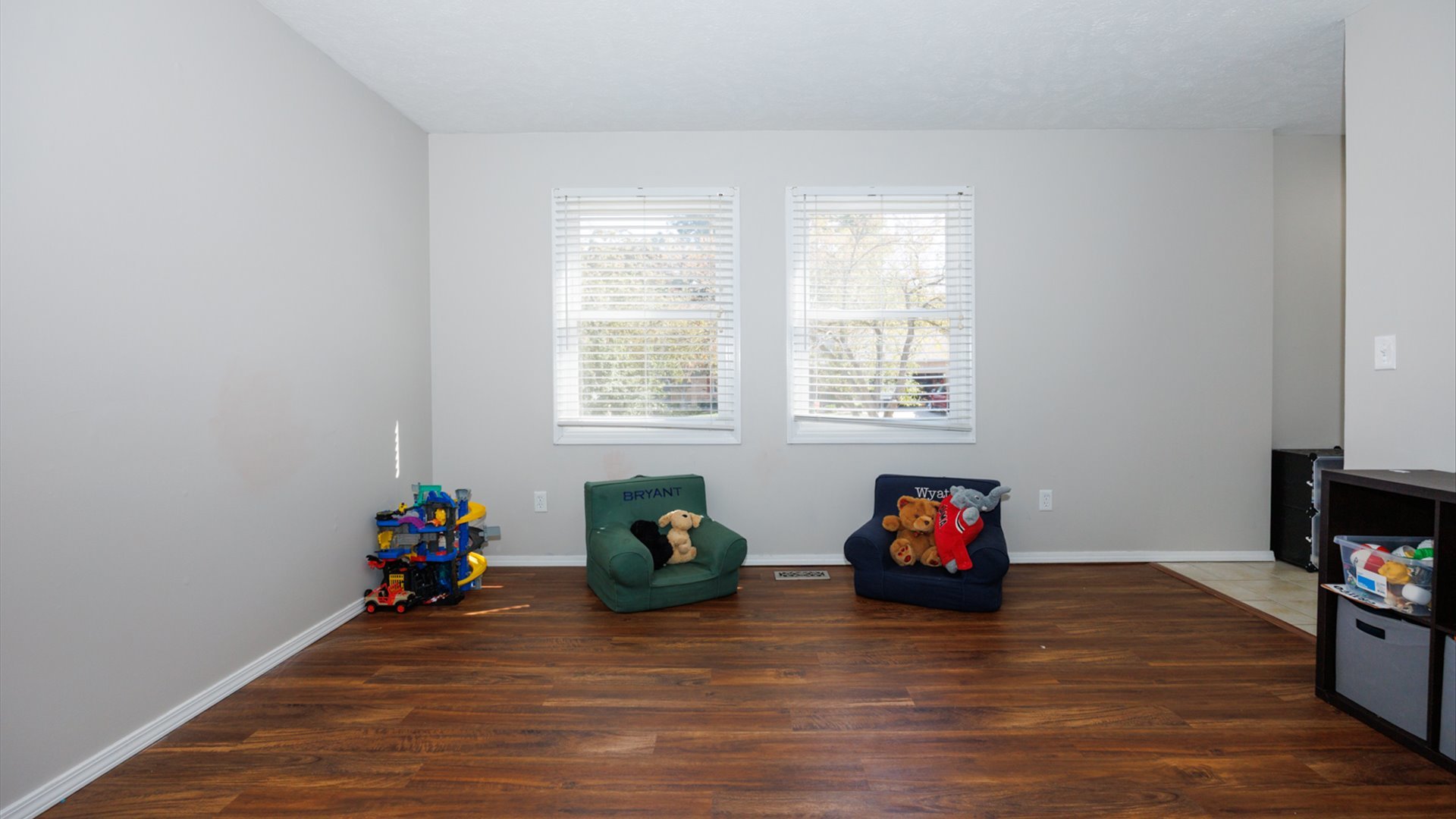 2007 Fallen Oak Road, Bloomington, IL 61704