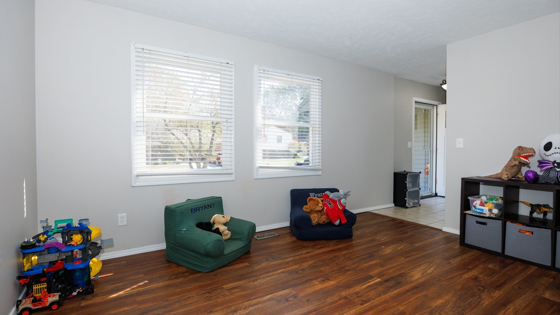 2007 Fallen Oak Road, Bloomington, IL 61704