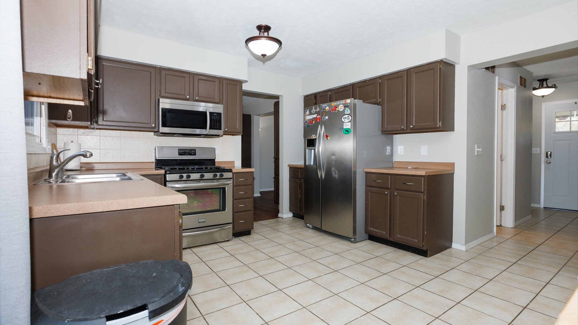 2007 Fallen Oak Road, Bloomington, IL 61704