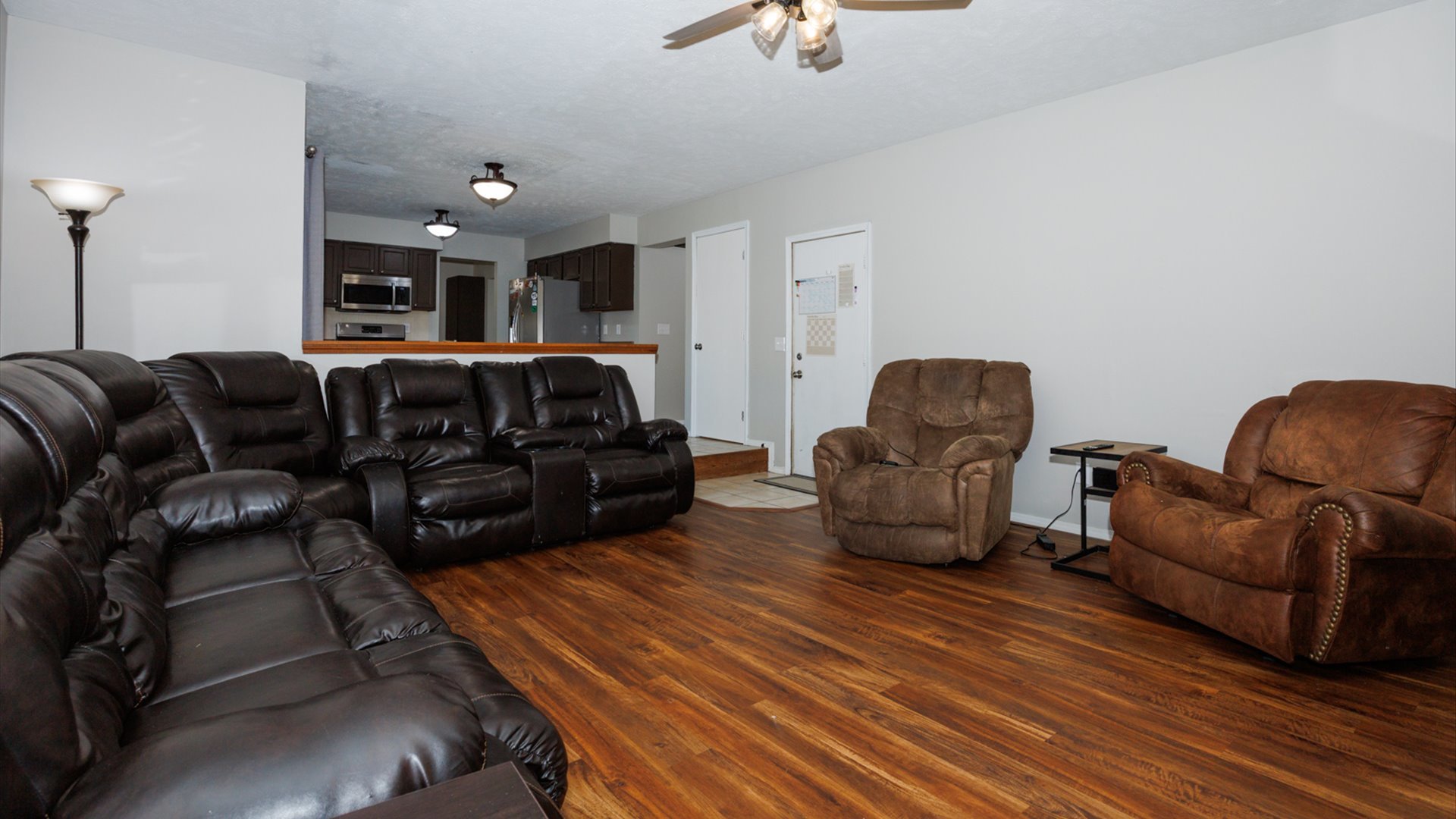 2007 Fallen Oak Road, Bloomington, IL 61704