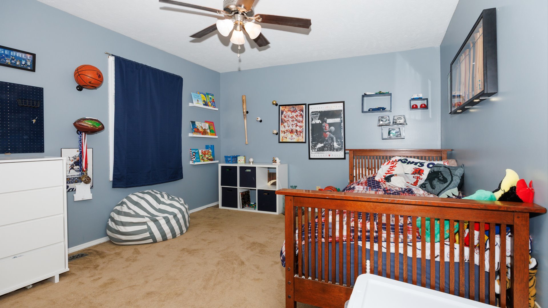 2007 Fallen Oak Road, Bloomington, IL 61704