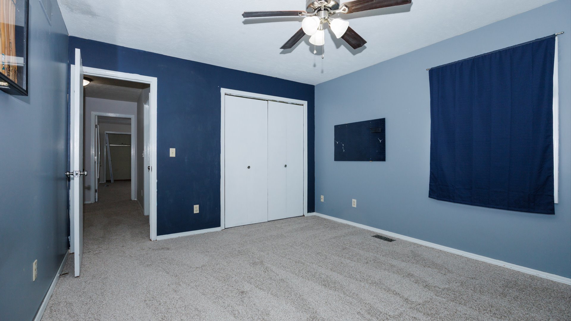 2007 Fallen Oak Road, Bloomington, IL 61704