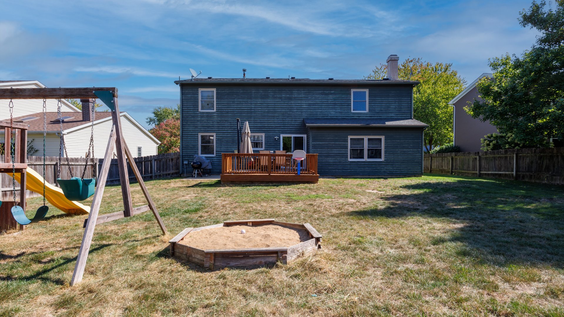 2007 Fallen Oak Road, Bloomington, IL 61704