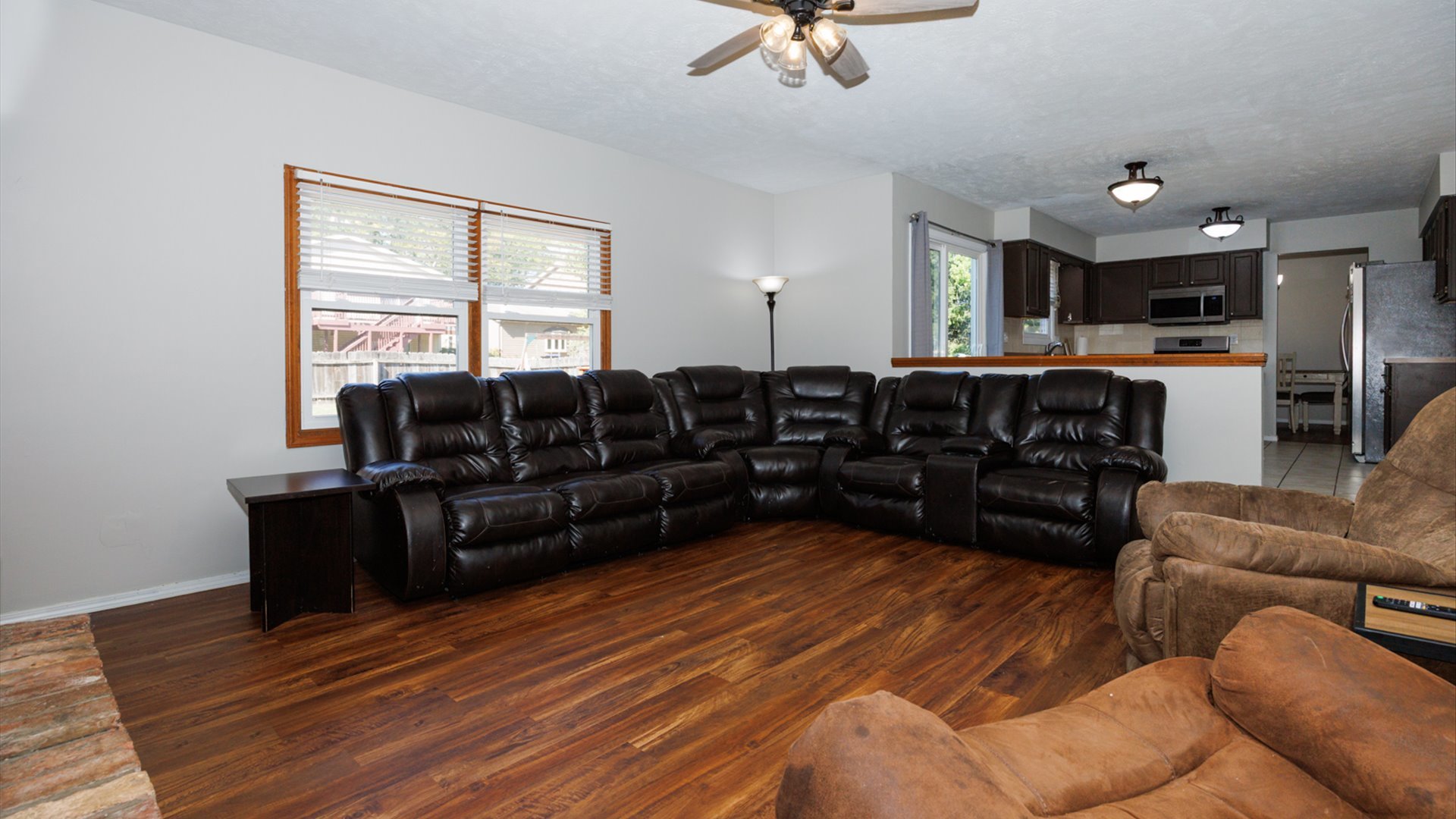 2007 Fallen Oak Road, Bloomington, IL 61704