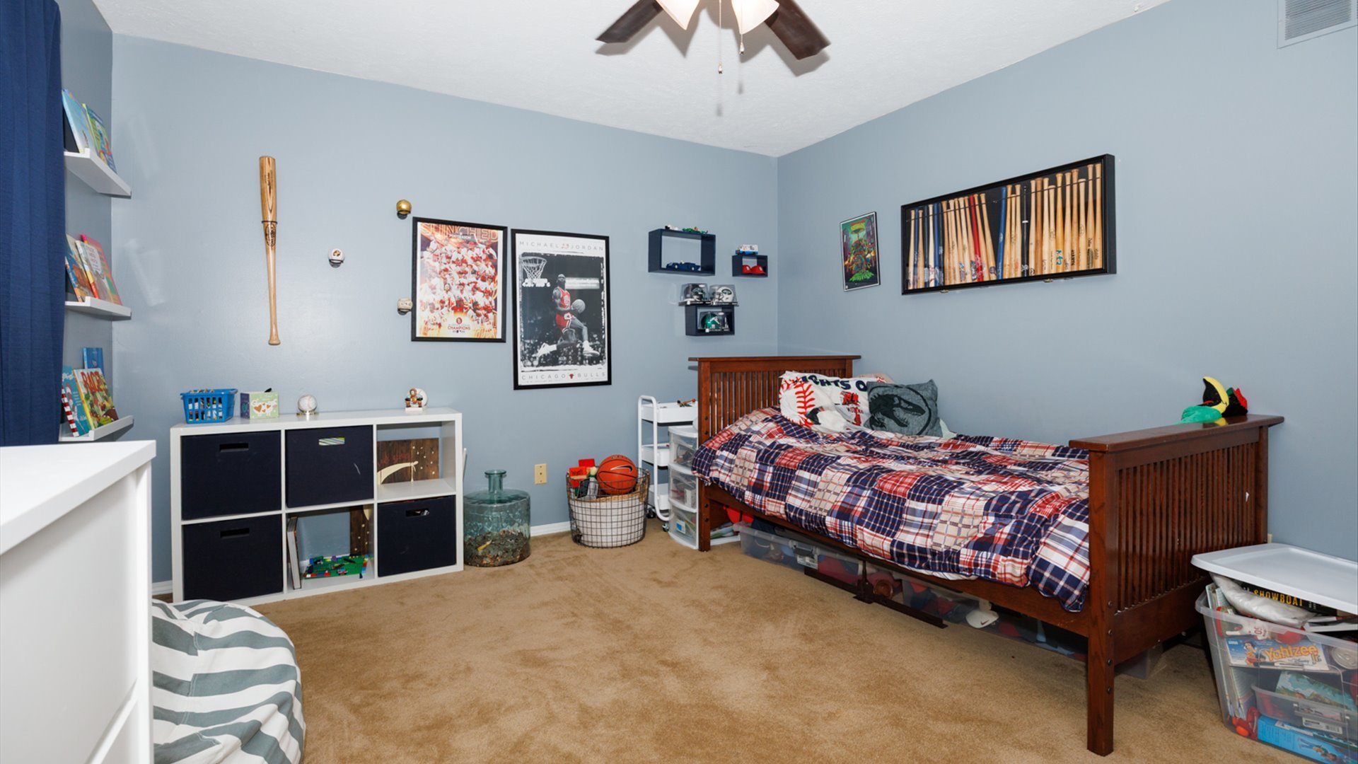 2007 Fallen Oak Road, Bloomington, IL 61704