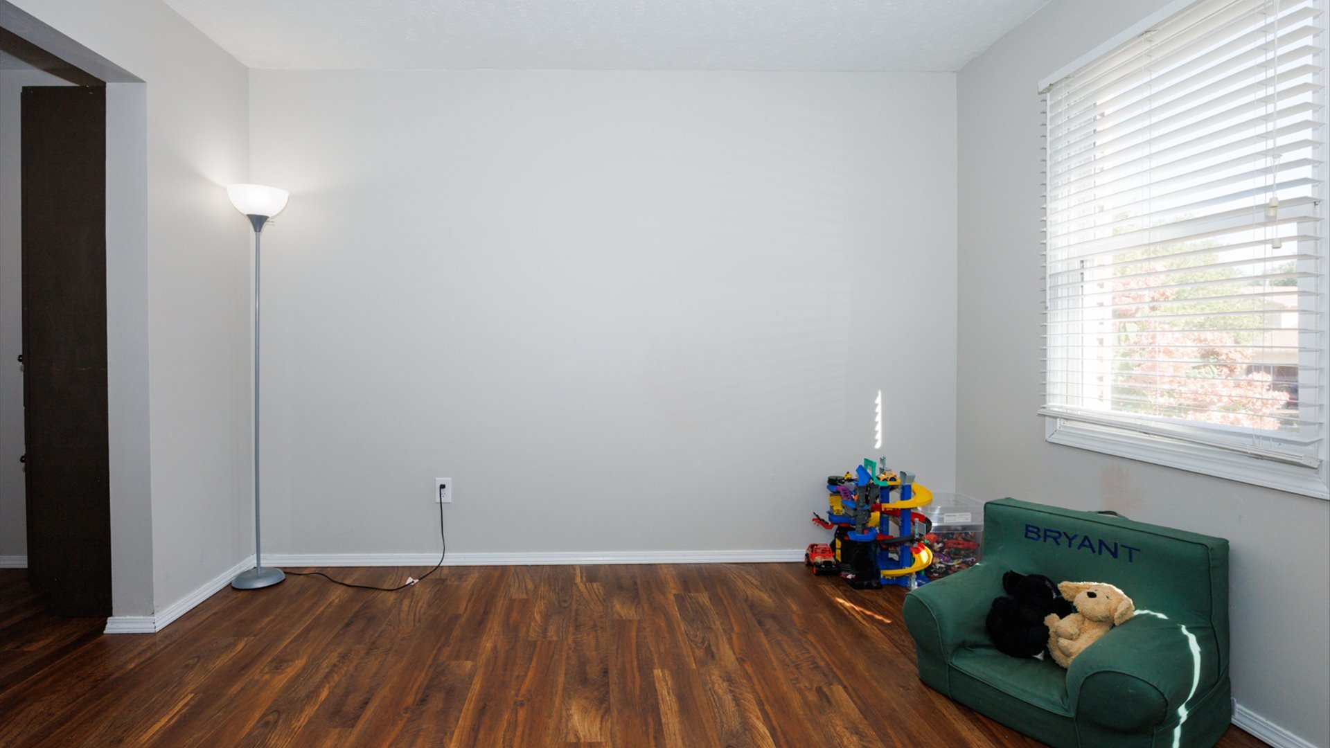 2007 Fallen Oak Road, Bloomington, IL 61704