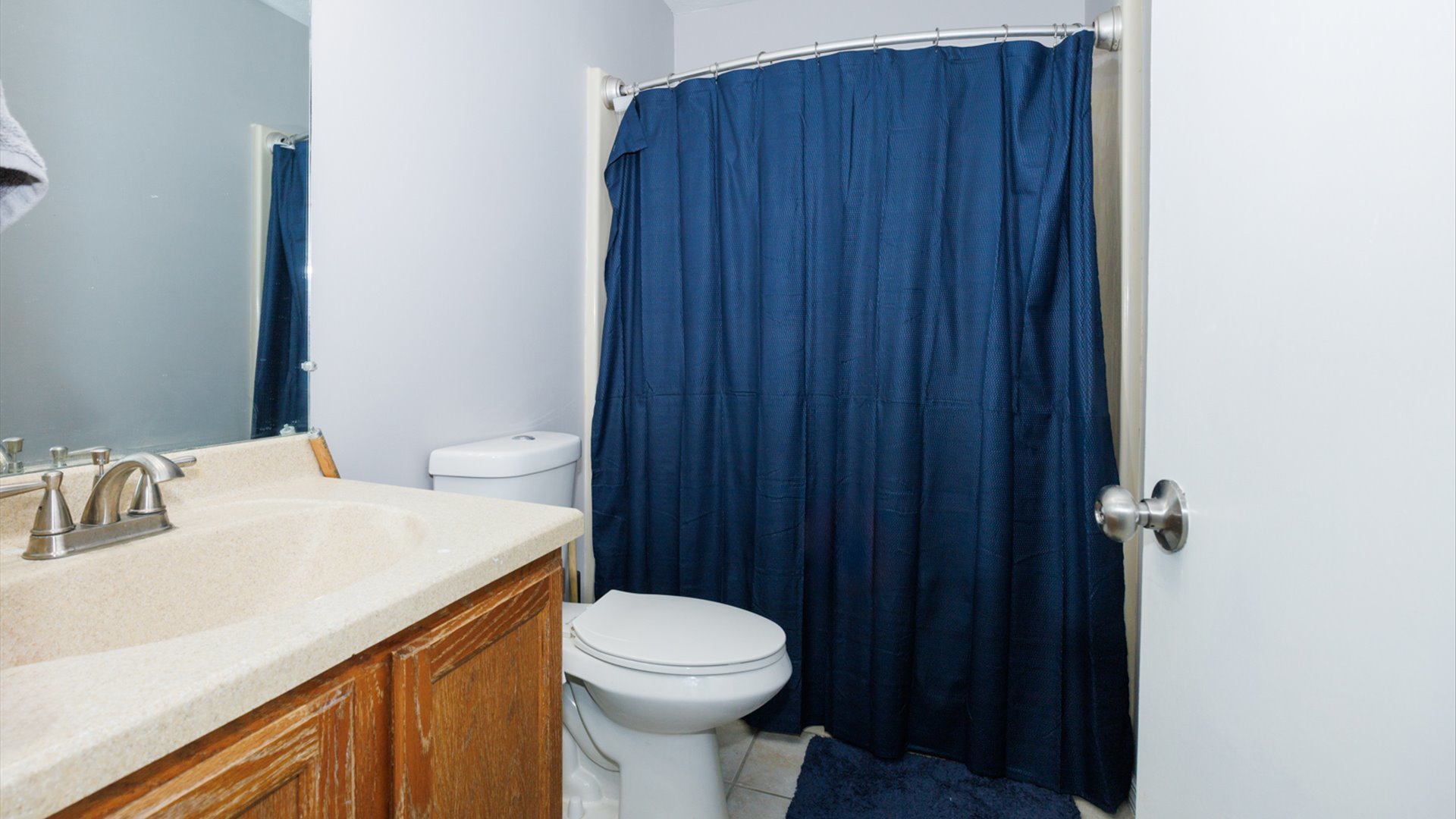 2007 Fallen Oak Road, Bloomington, IL 61704