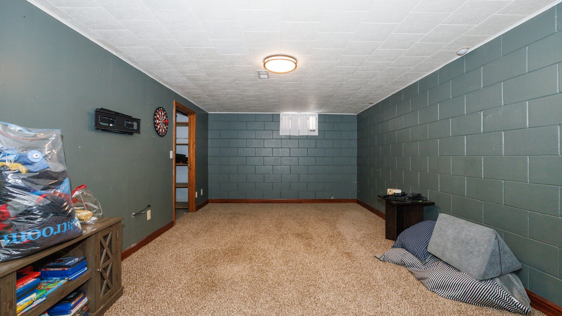 2007 Fallen Oak Road, Bloomington, IL 61704