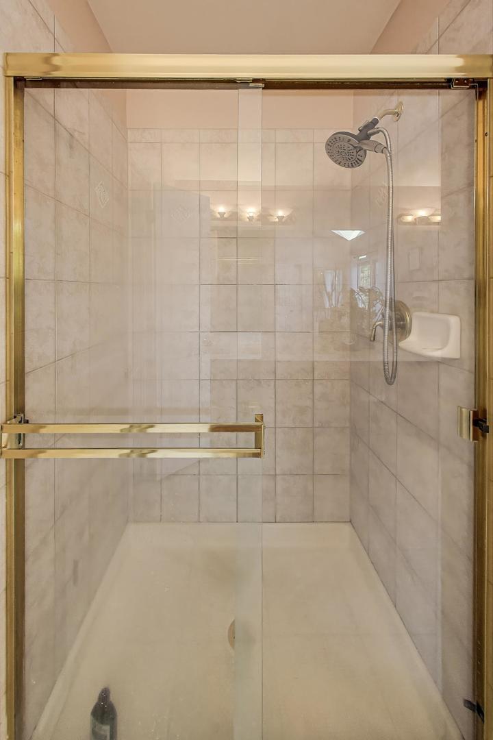 23058 Arbor Creek Drive, Plainfield, IL 60586