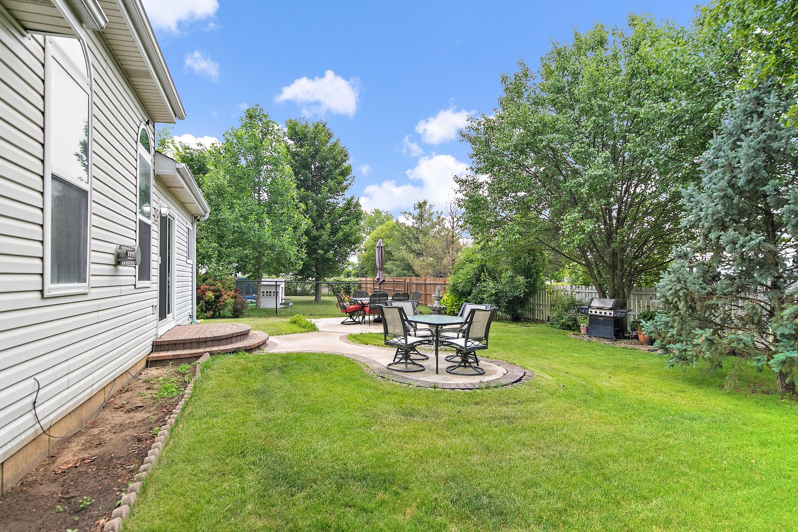 1531 Cumberland Parkway, Algonquin, IL 60102