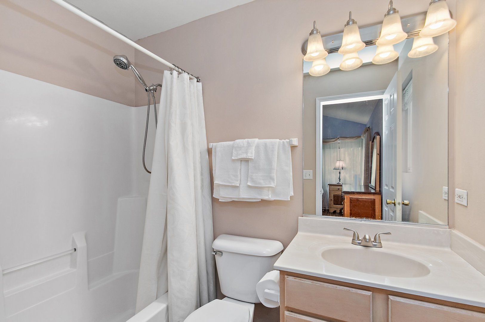 1531 Cumberland Parkway, Algonquin, IL 60102