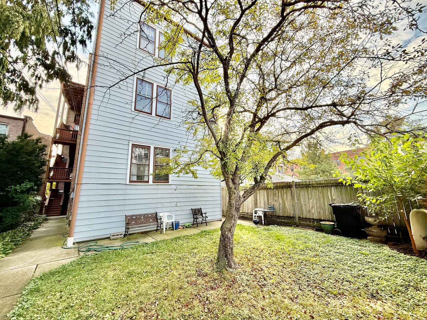 1342 N Kedzie Avenue #2R, Chicago, IL 60651