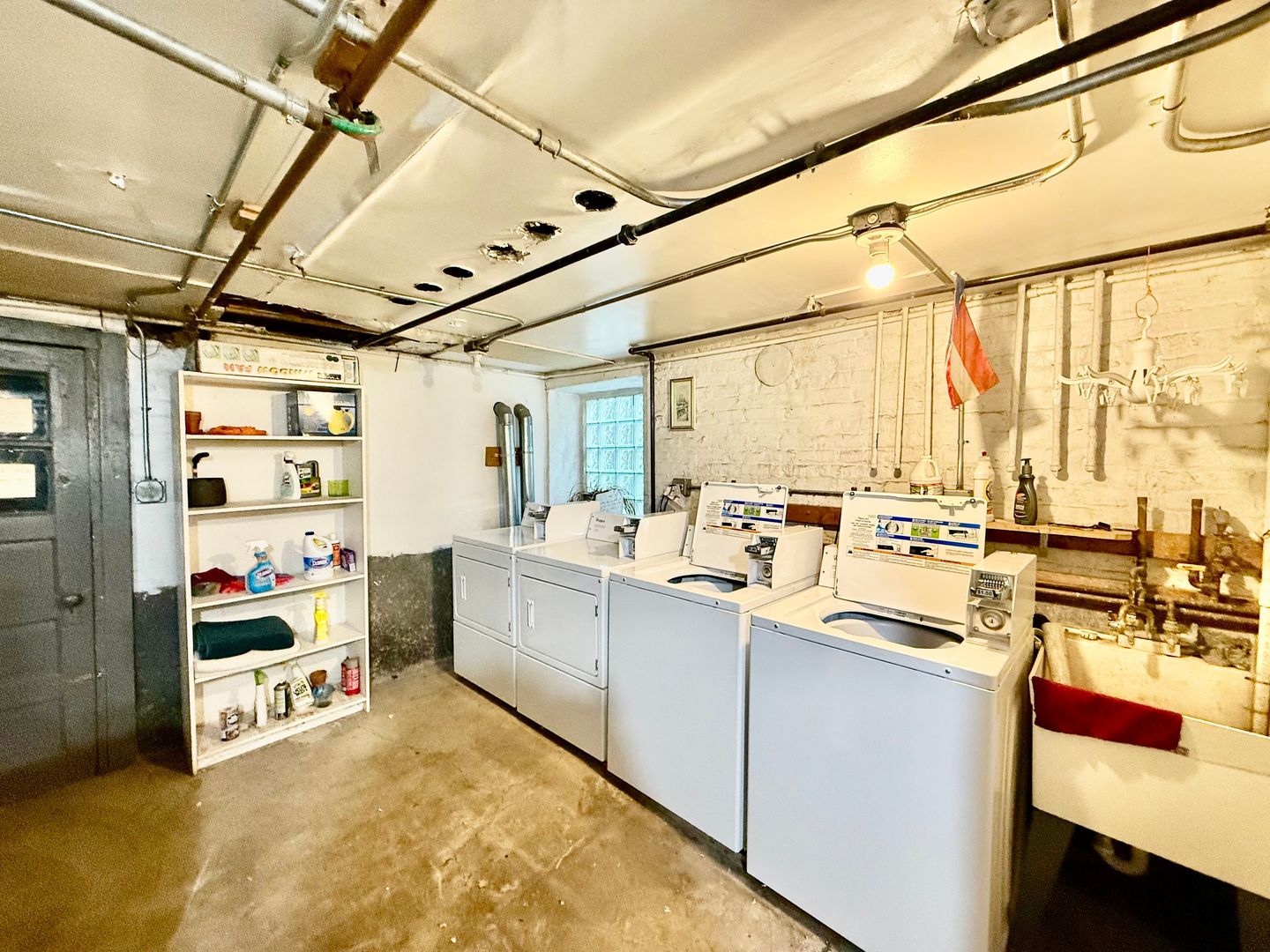 1342 N Kedzie Avenue #2R, Chicago, IL 60651