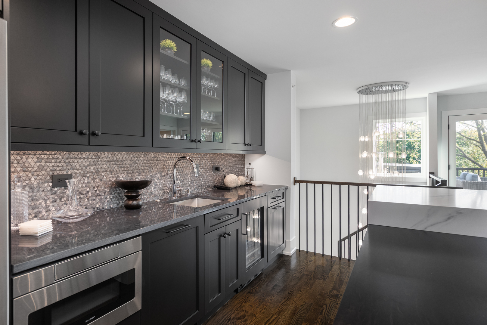 912 E Chicago Avenue, Naperville, IL 60540