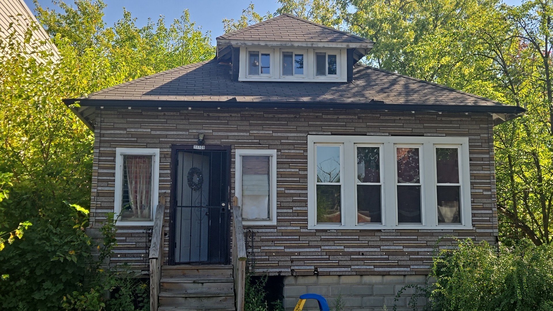 11709 S Lafayette Avenue, Chicago, IL 60628