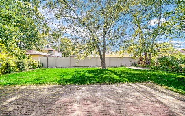 739 E 170th Street, South Holland, IL 60473