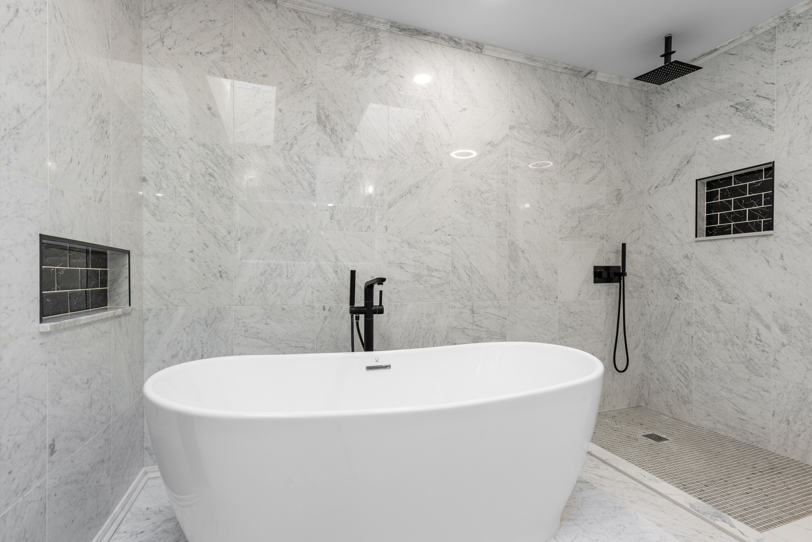 700 Fairfield Lane, Algonquin, IL 60102