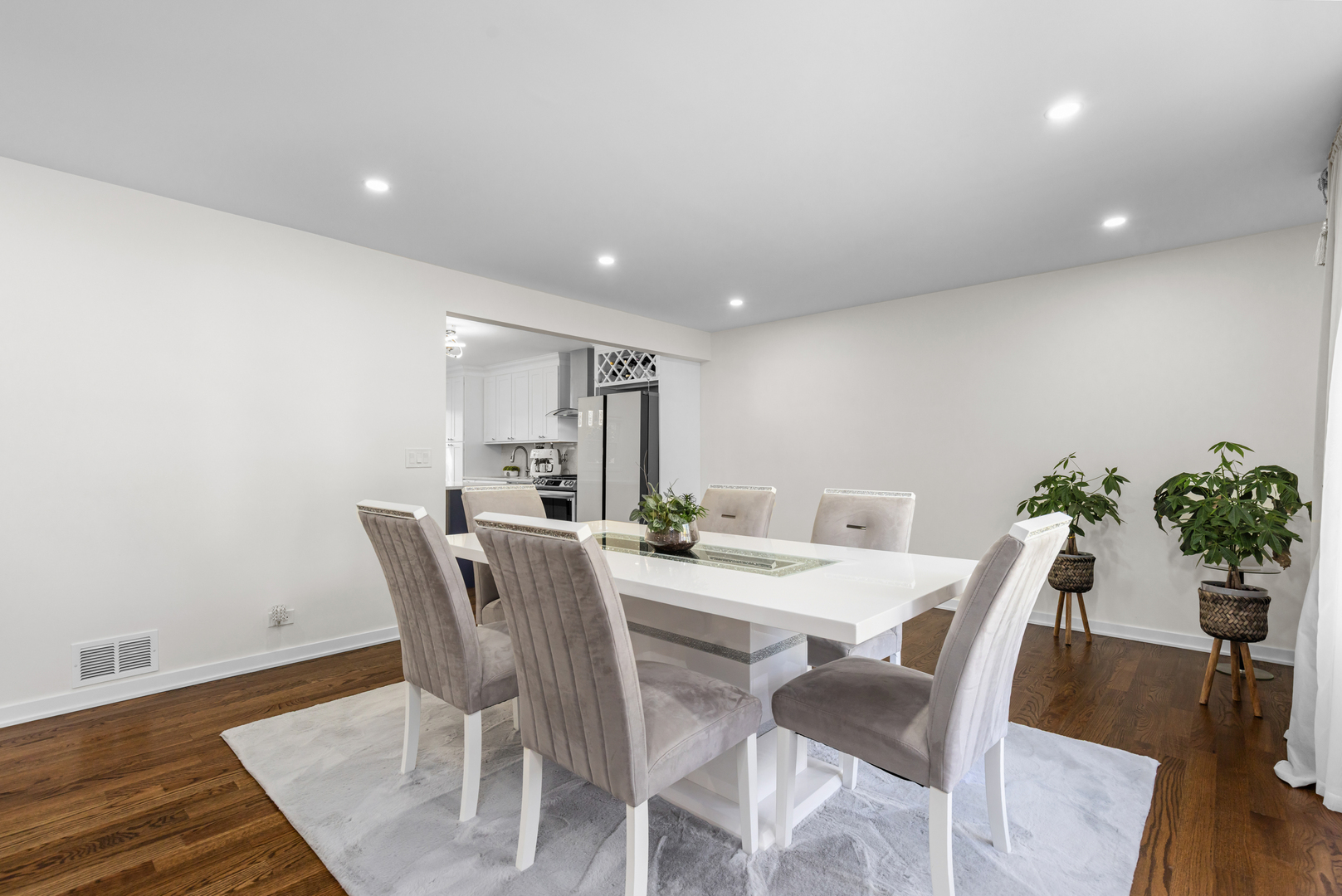 700 Fairfield Lane, Algonquin, IL 60102